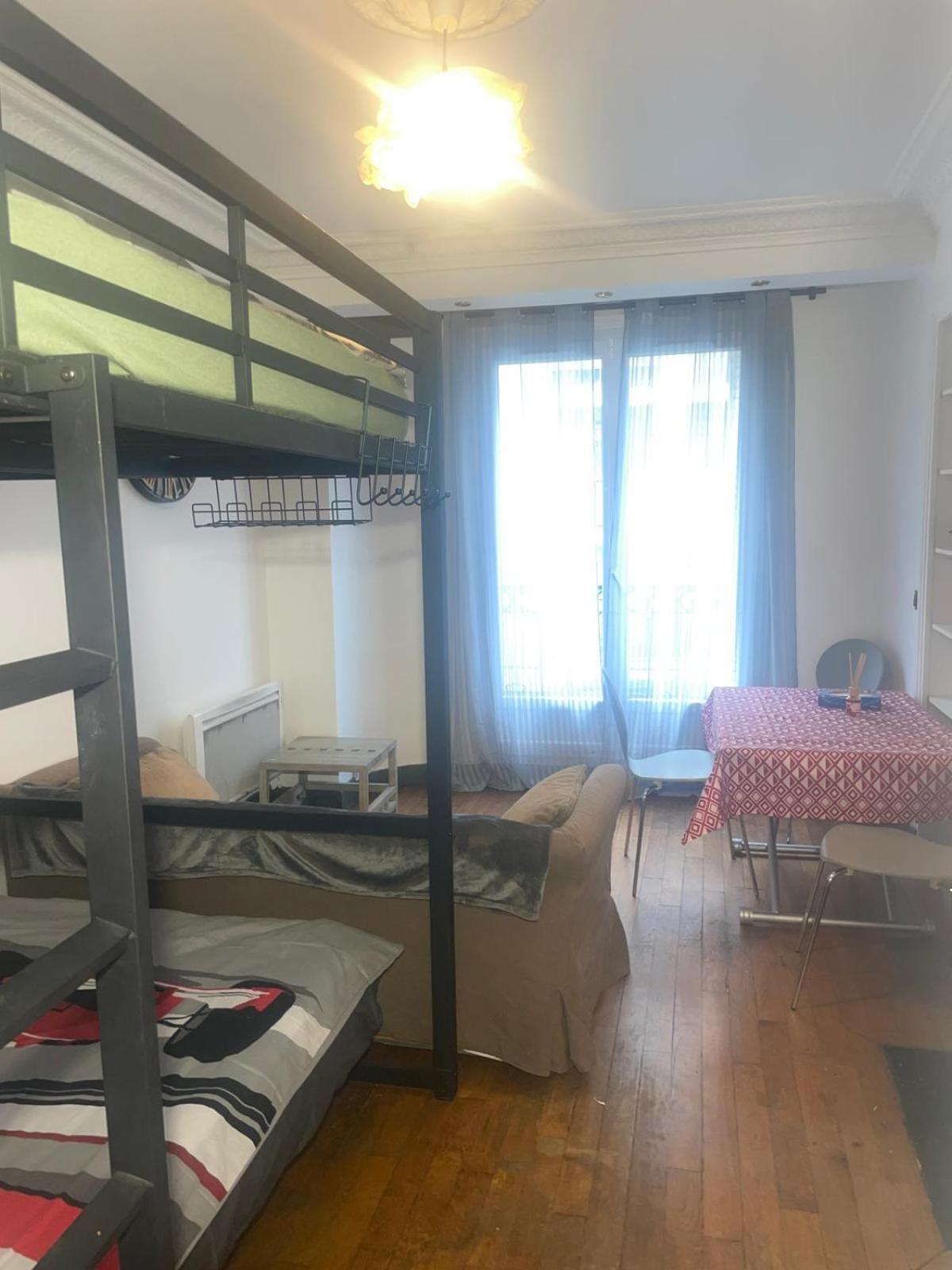 Chambres Privees Dans Un Appartement De 2 Pieces A Paris 13E エクステリア 写真